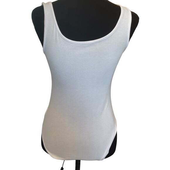 New ~ MANGOPOP ~  Scoop Neck Sleeveless Bodysuit Size Medium - Picture 4 of 6